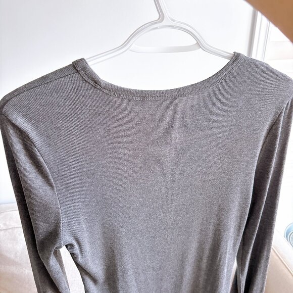99% NEW GREY SHEER UNDER SHIRT FROM ARITZIA SIZE M - Picture 3 of 5